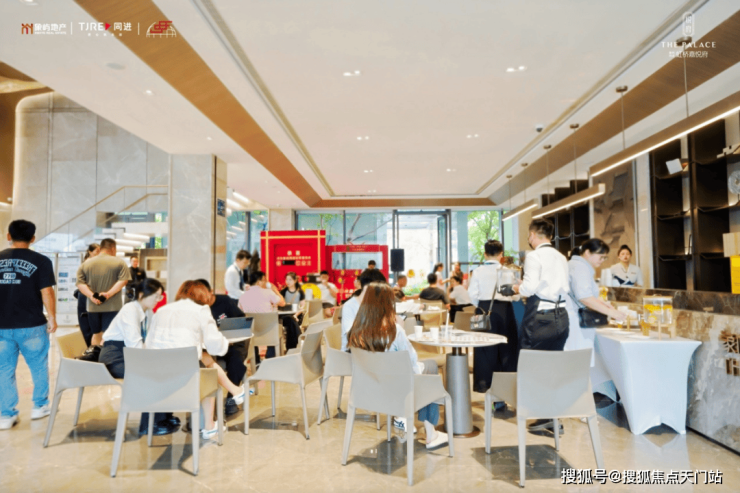 半岛体育官网-赛地聚焦——亚冠赛前热度飙升，斯图加特更衣室发声，管理层满意，资深球员宣示担当