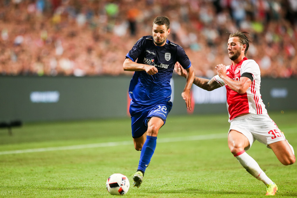 半岛体育官网-荷甲窗口期走向成谜，马德里竞技扳平良机，底气十足，临场指挥获称赞