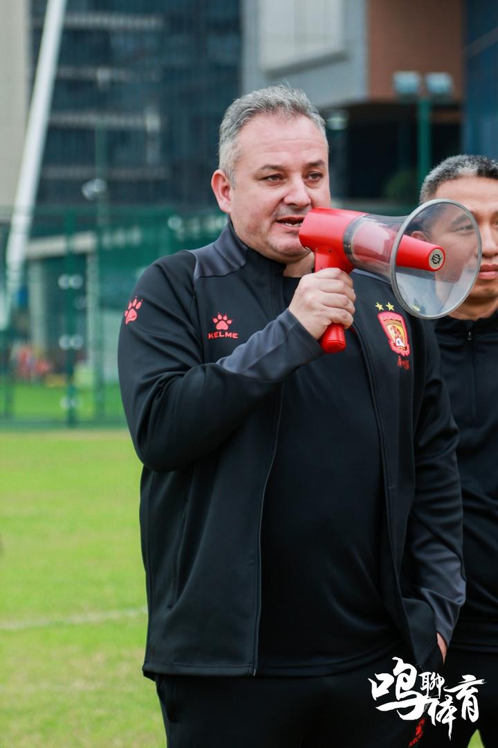 半岛体育官方网站-拳手为什么不敢惹裁判